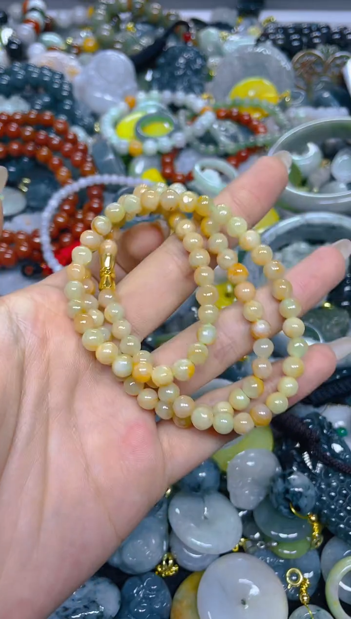 颈饰未镶嵌翡翠5MM/ Q /翡翠A货，一件也是批发价