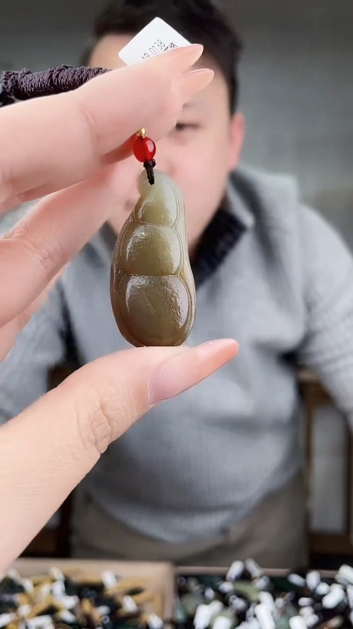 未镶嵌和田玉挂件和田玉拍一发一，多样性发货！