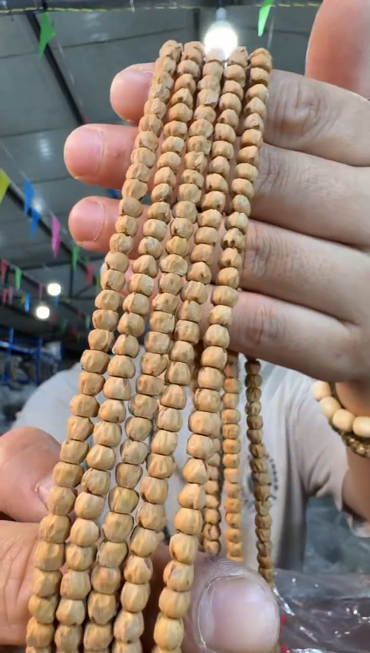柏香籽/百香籽手串A25实物为准