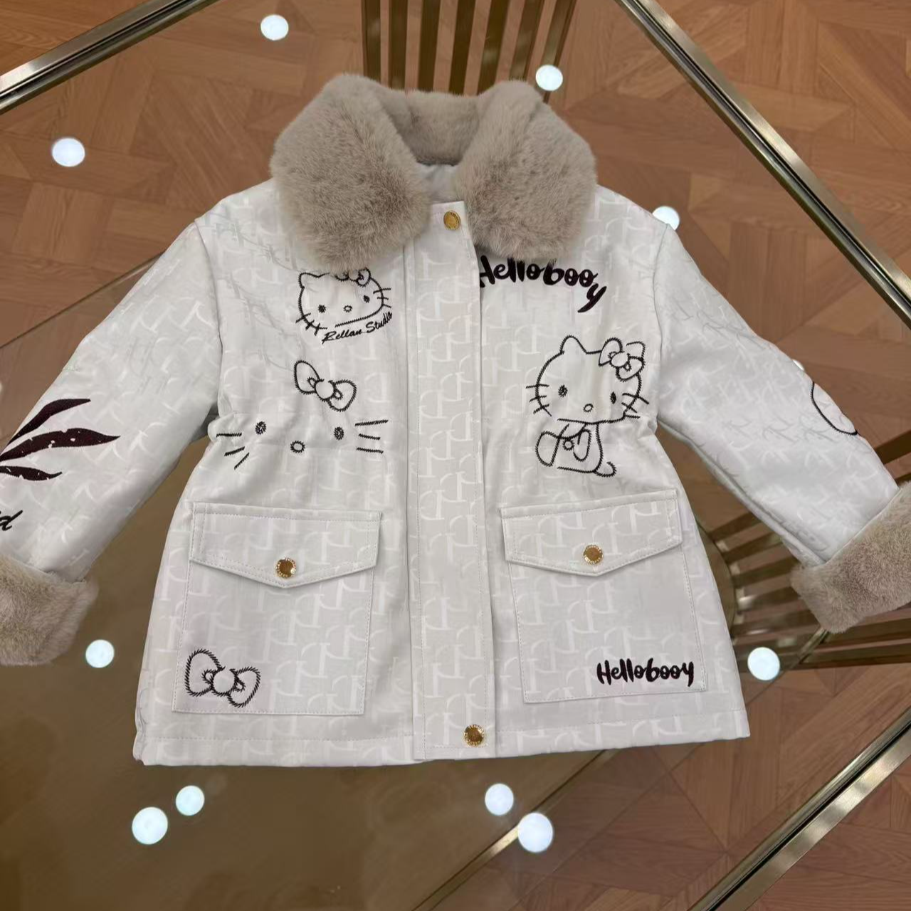 秋冬KT猫休闲风加绒加厚款外套女中童卡通白色大童