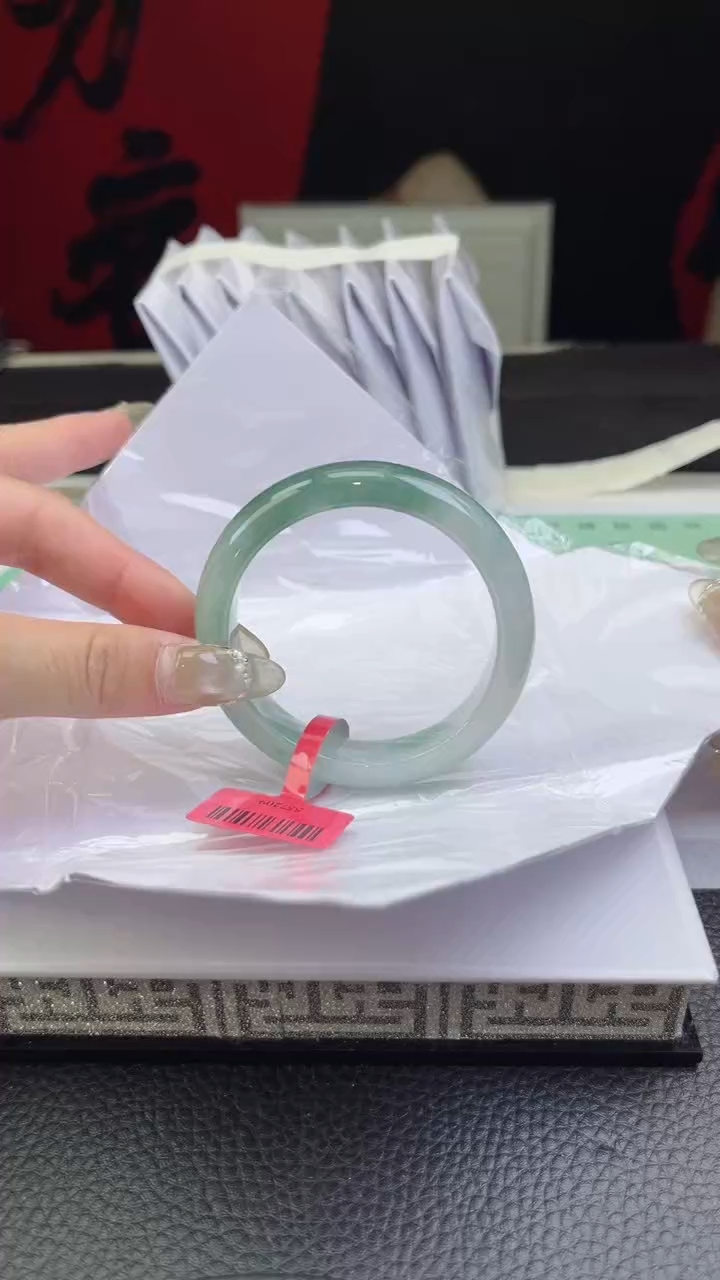 【闪购商品】翡翠手镯未镶嵌翡翠手镯