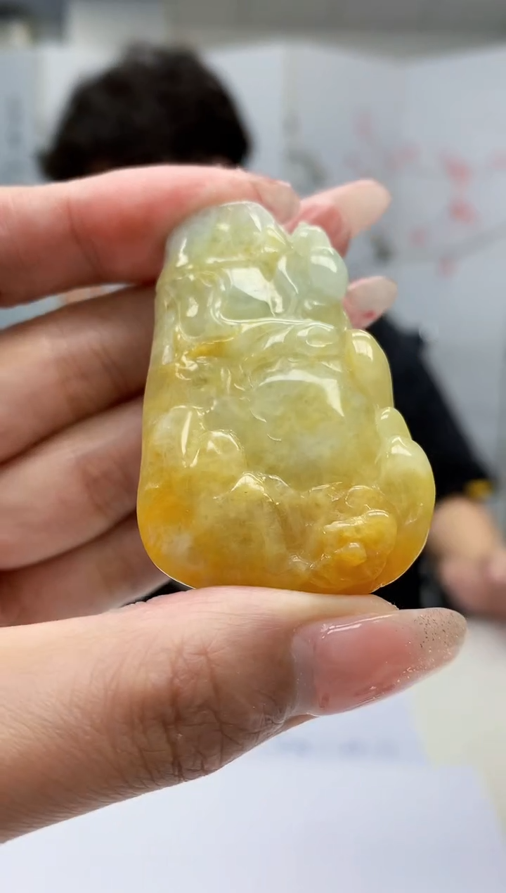 【闪购商品】定制翡翠未镶嵌4688MM-毛货挂件175