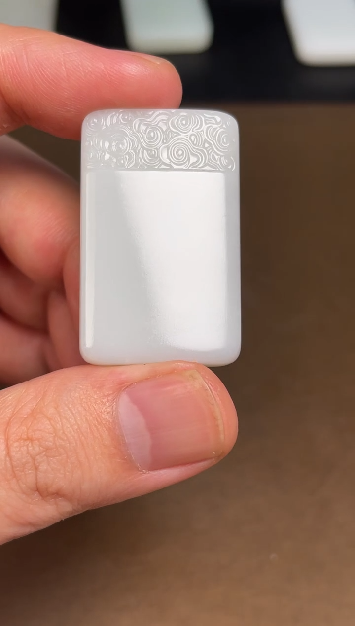 【闪购商品】和田玉颈饰未镶嵌18