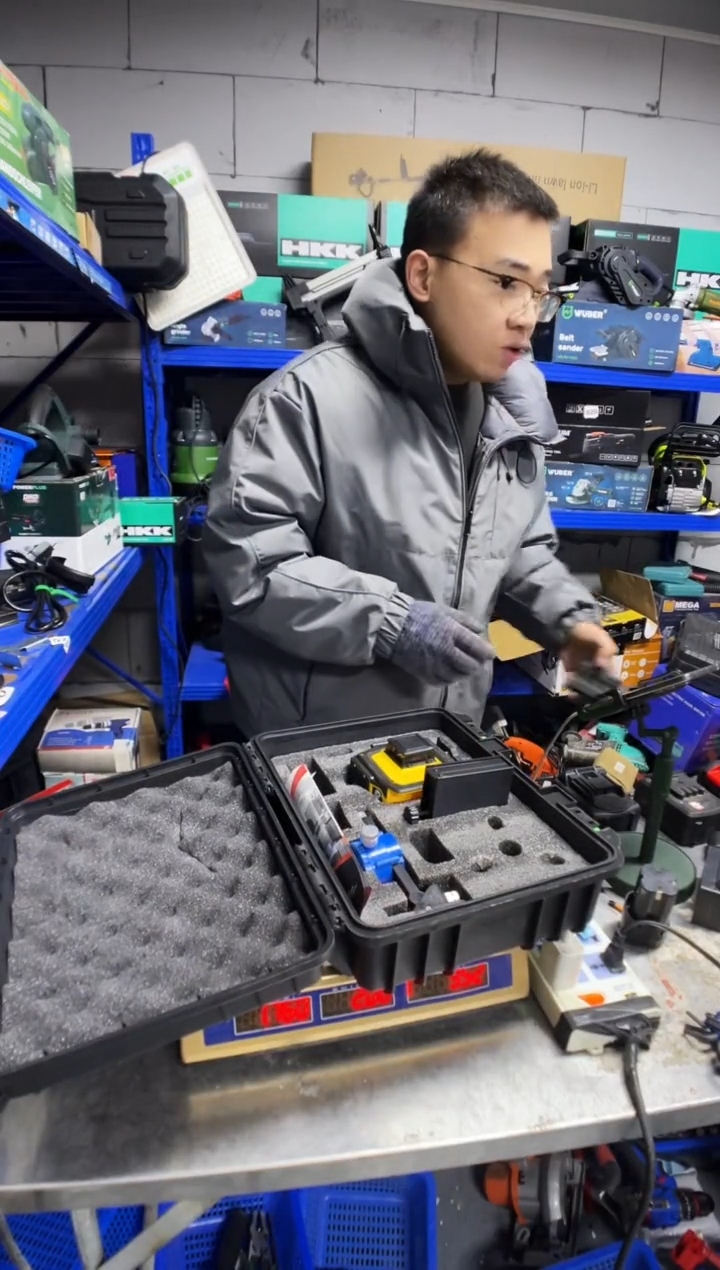  二手没电池工具听讲解看图片下单 没有运费险056