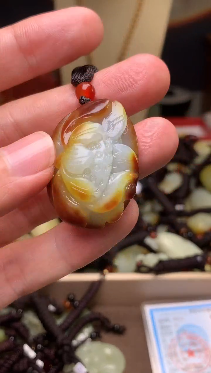 颈饰未镶嵌和田玉新疆料青海料清水和田玉吊坠