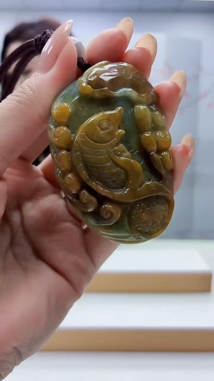 未镶嵌定制翡翠4829MM-毛货挂件92