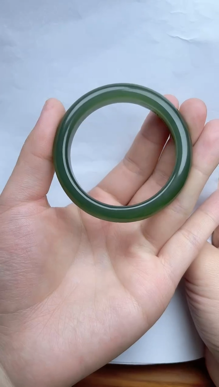 【闪购商品】和田玉手镯未镶嵌50/51圈口kk