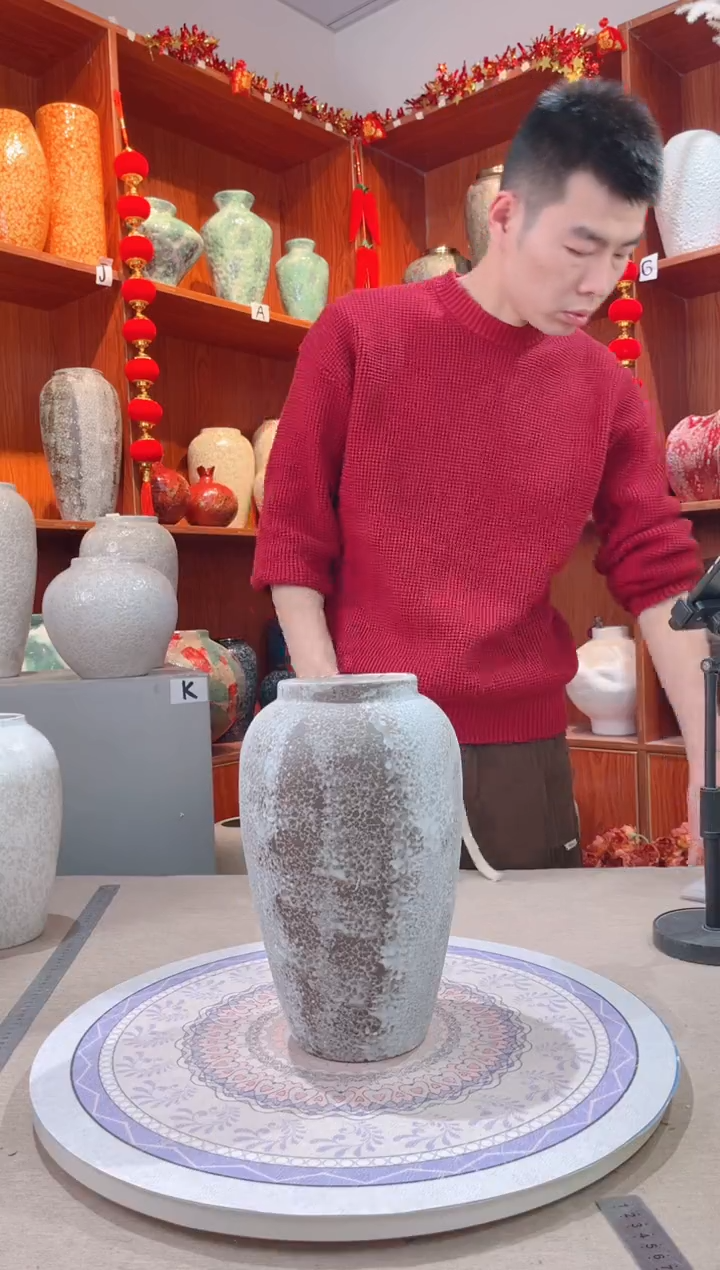 【闪购商品】瓶雪花秀 中号 陶瓷花瓶 无花