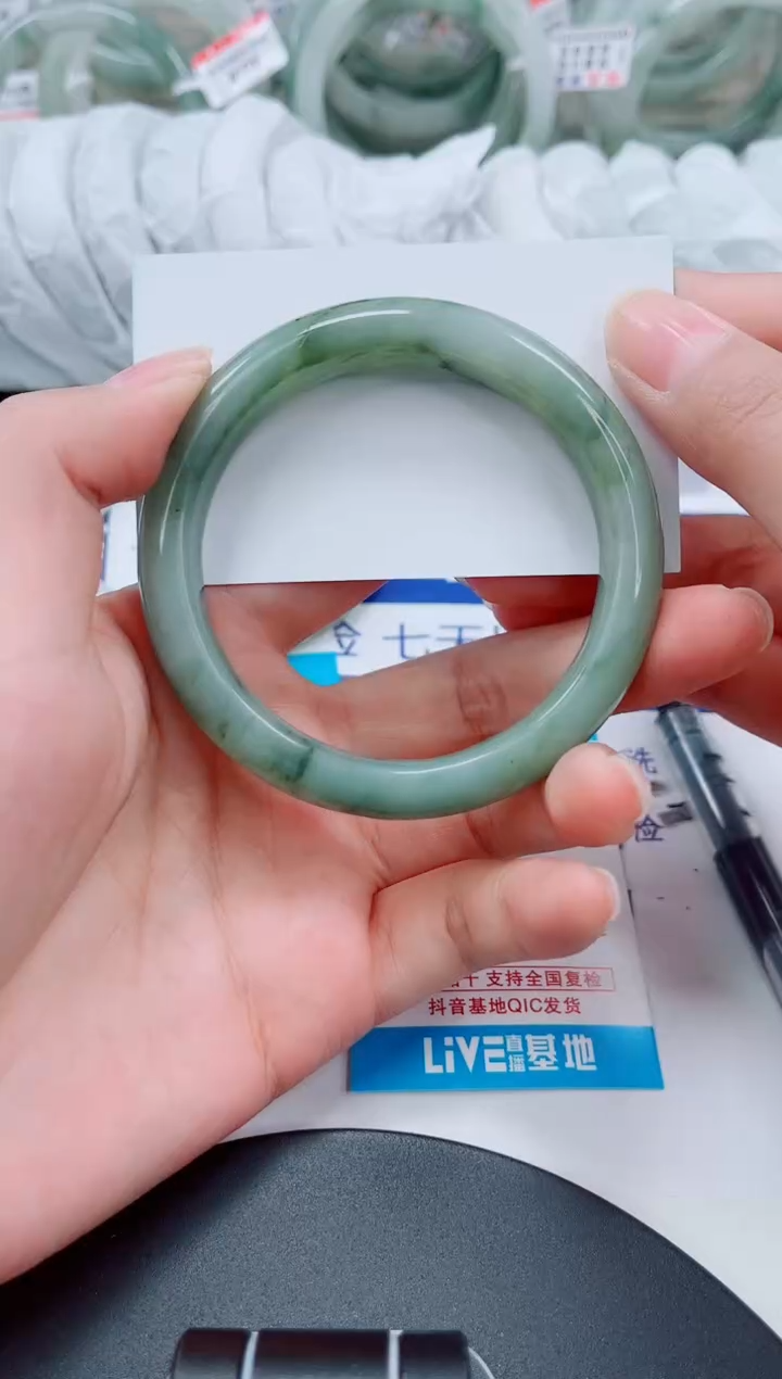 未镶嵌手镯石英质玉20-56/57