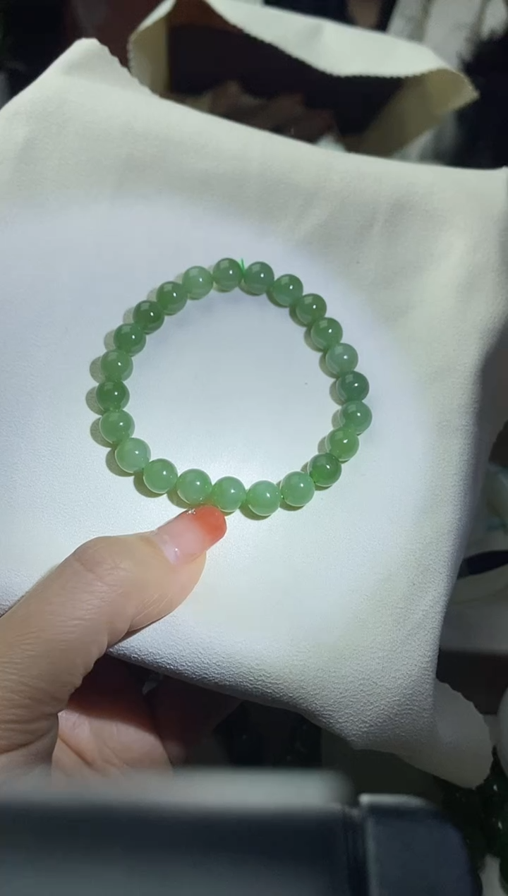 颈饰未镶嵌和田玉手串