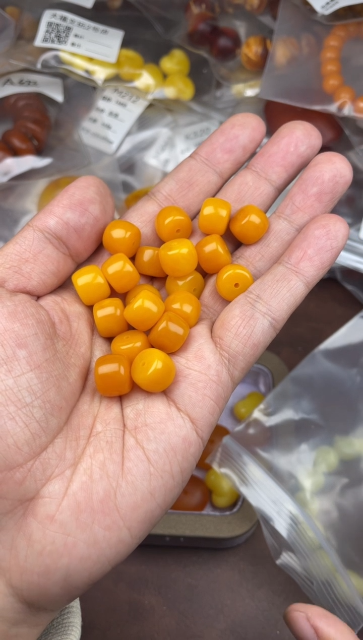 木鸡油黄老型MM一颗