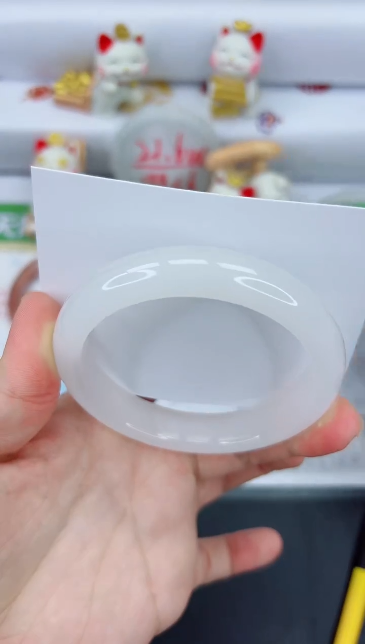 【闪购商品】石英质玉手镯未镶嵌1815-62.4