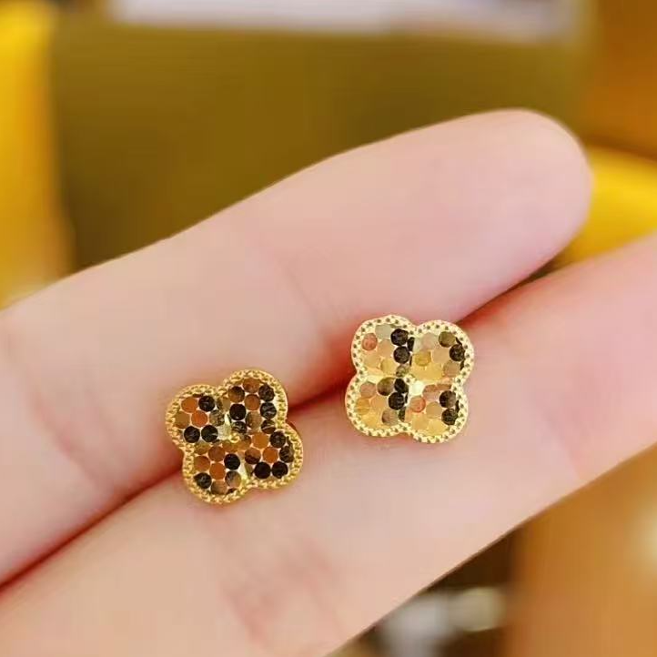【巧玲珠宝】18K金龙鳞四叶草耳钉饰品礼物