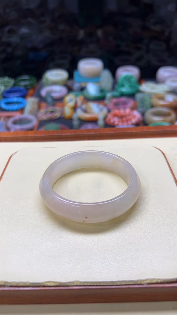 未镶嵌手镯石英质玉不****钱114