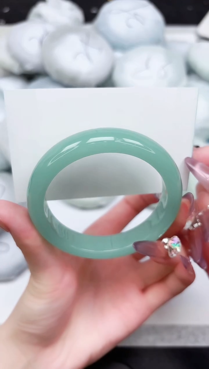 石英质玉手镯未镶嵌75-58.1