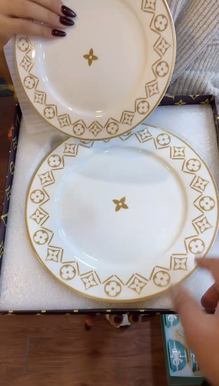 杯鸿辉家品牌瓷器，京东包邮！