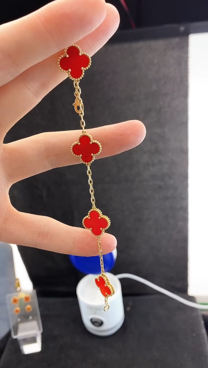 【闪购商品】玛瑙/玉髓手链18K金镶嵌.
