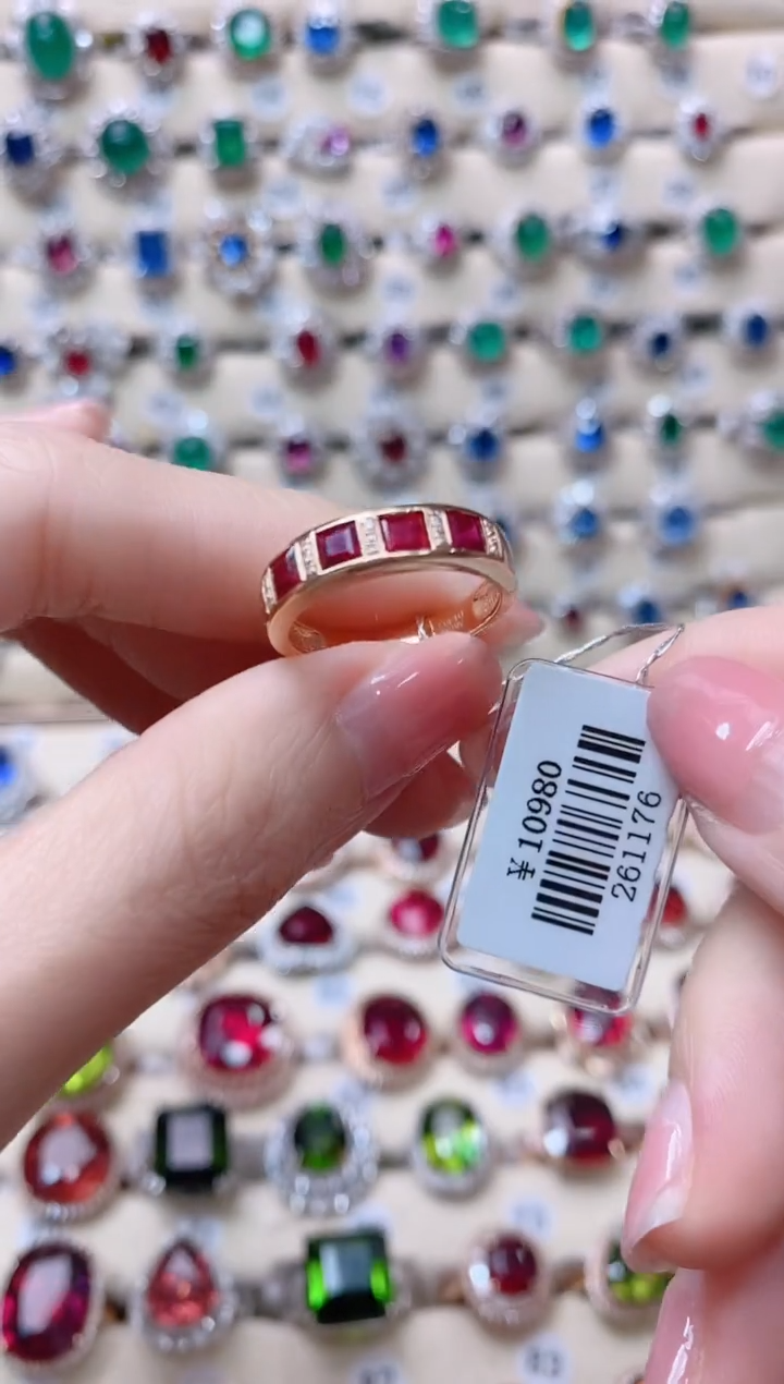 【闪购商品】红宝石18K金戒指18K金镶嵌1