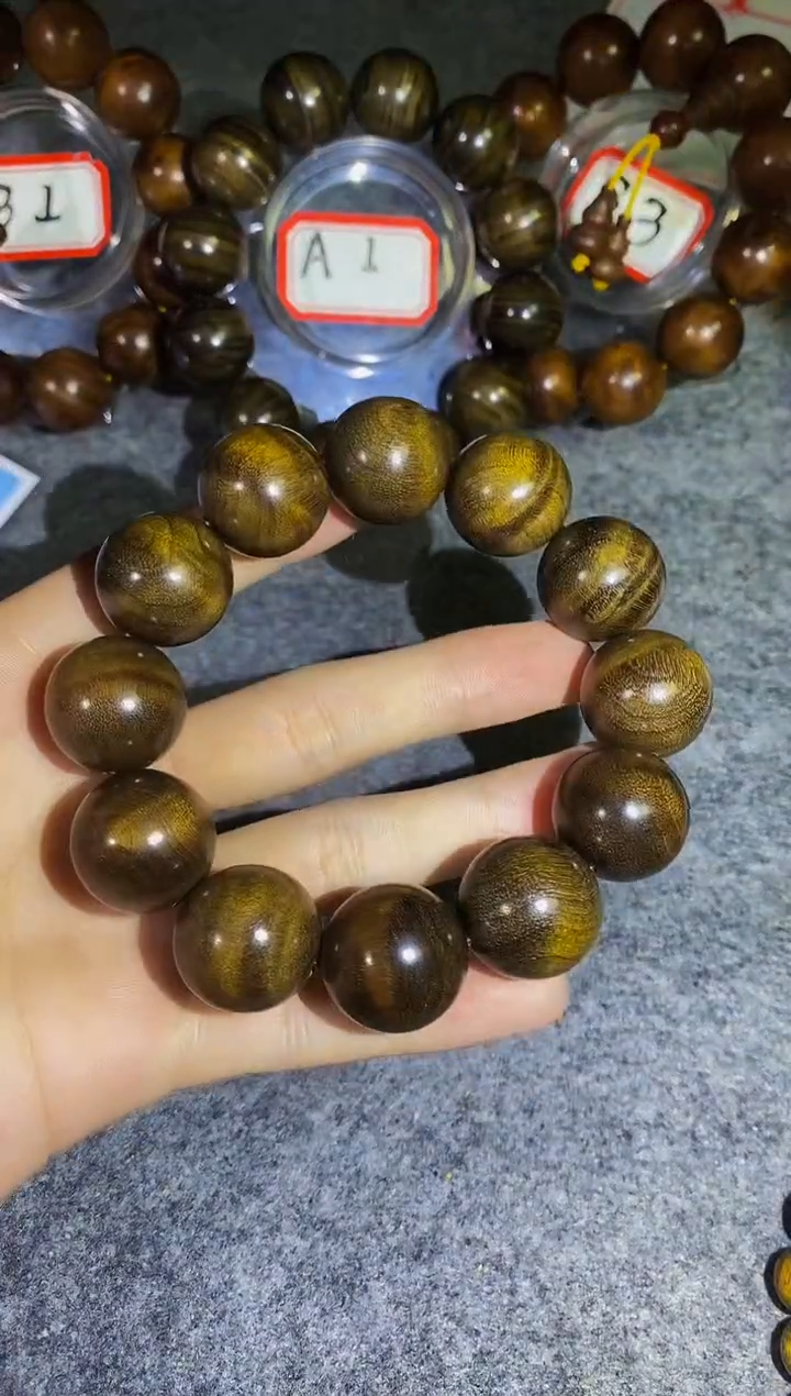 【闪购商品】金丝楠木雕【楠帝】小叶桢楠阴沉浅绿2.0