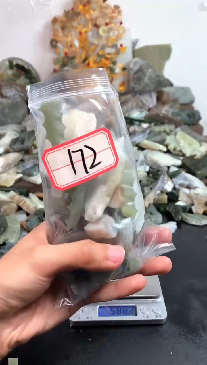 未镶嵌和田玉摆件172