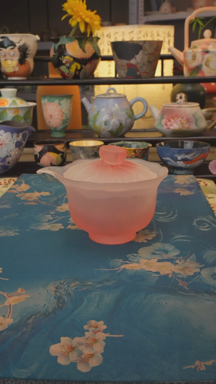 【闪购商品】福利品 粉色琉璃手抓盖碗