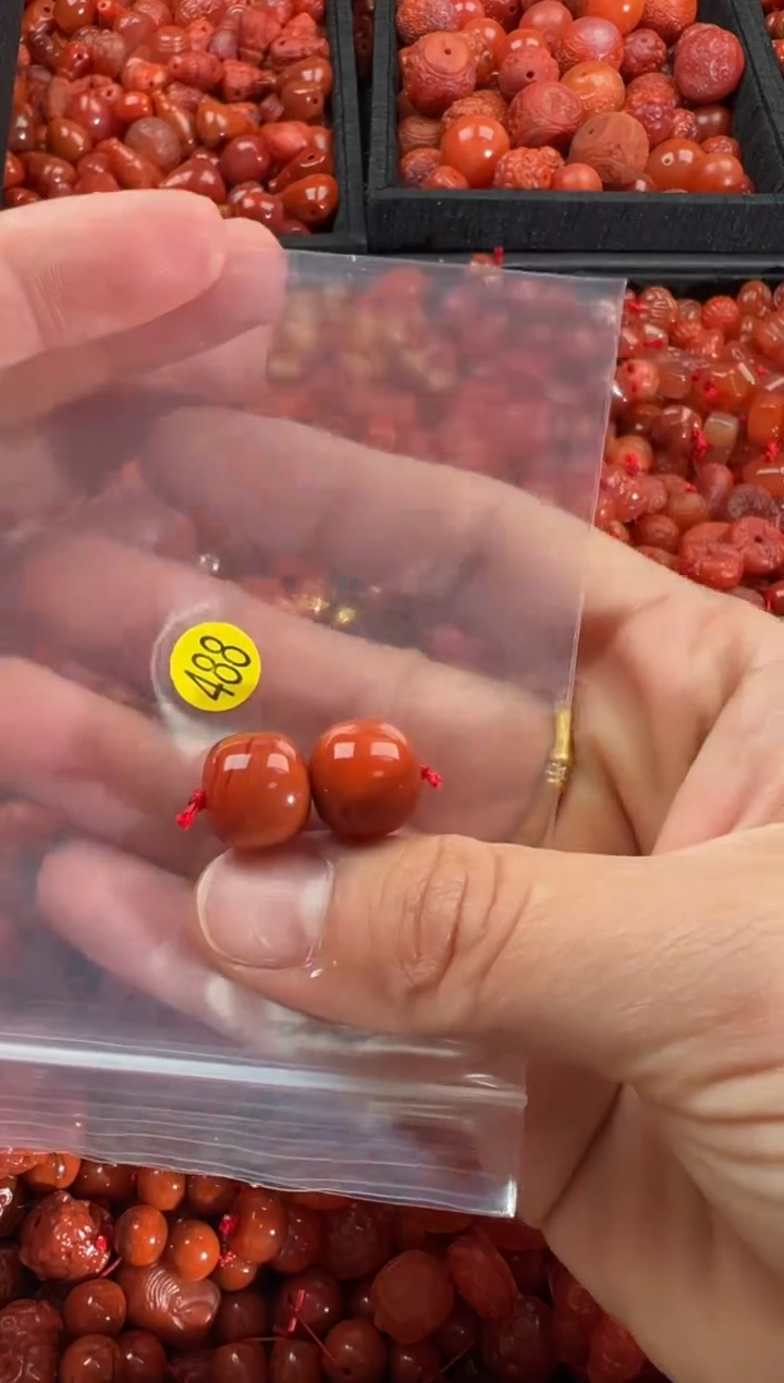 【闪购商品】南红玛瑙颈饰未镶嵌1