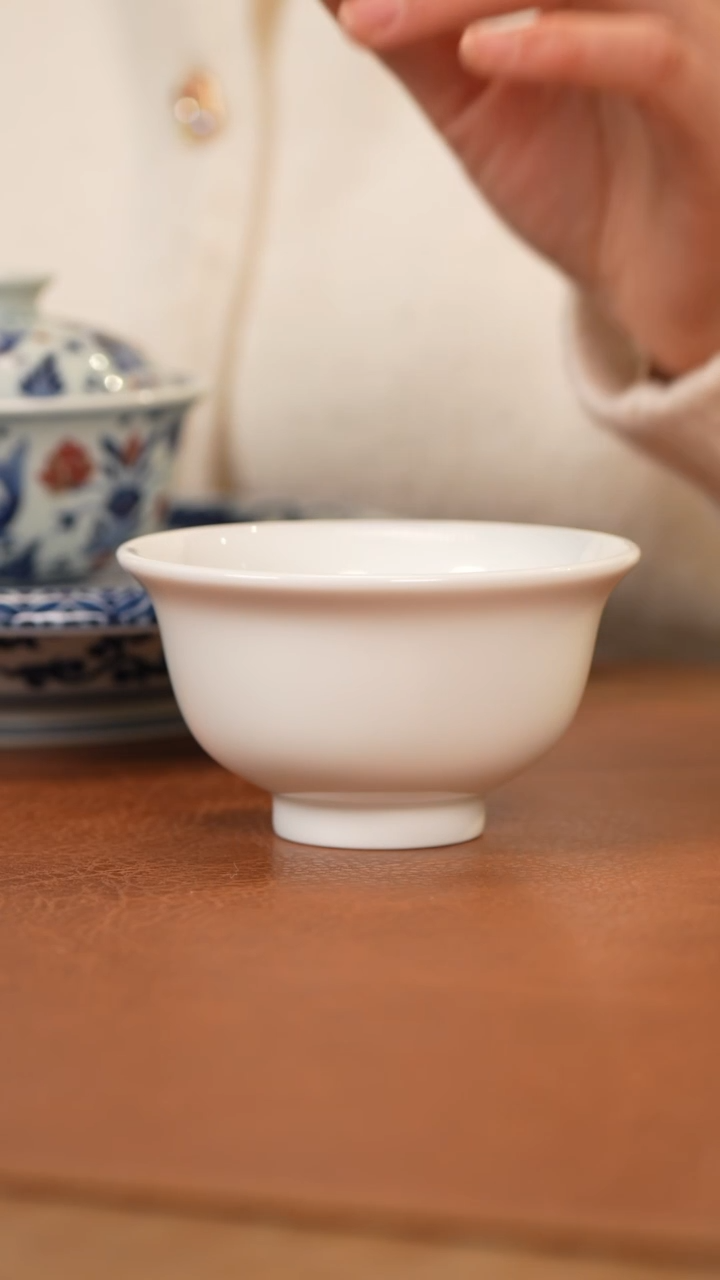 【闪购商品】杯景德镇白胎压手杯