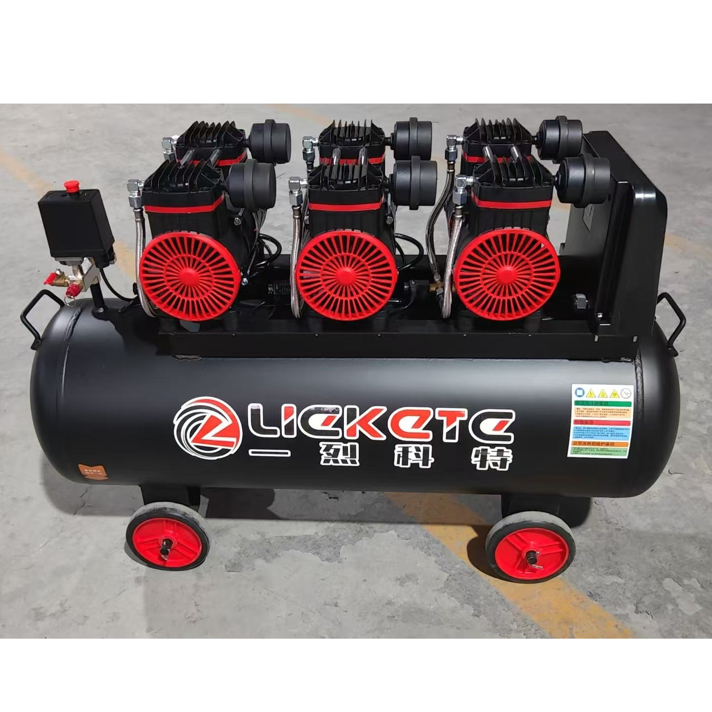 无油四级压缩机木工气动工具9 30 50 120 210L便携打气泵空压缩机