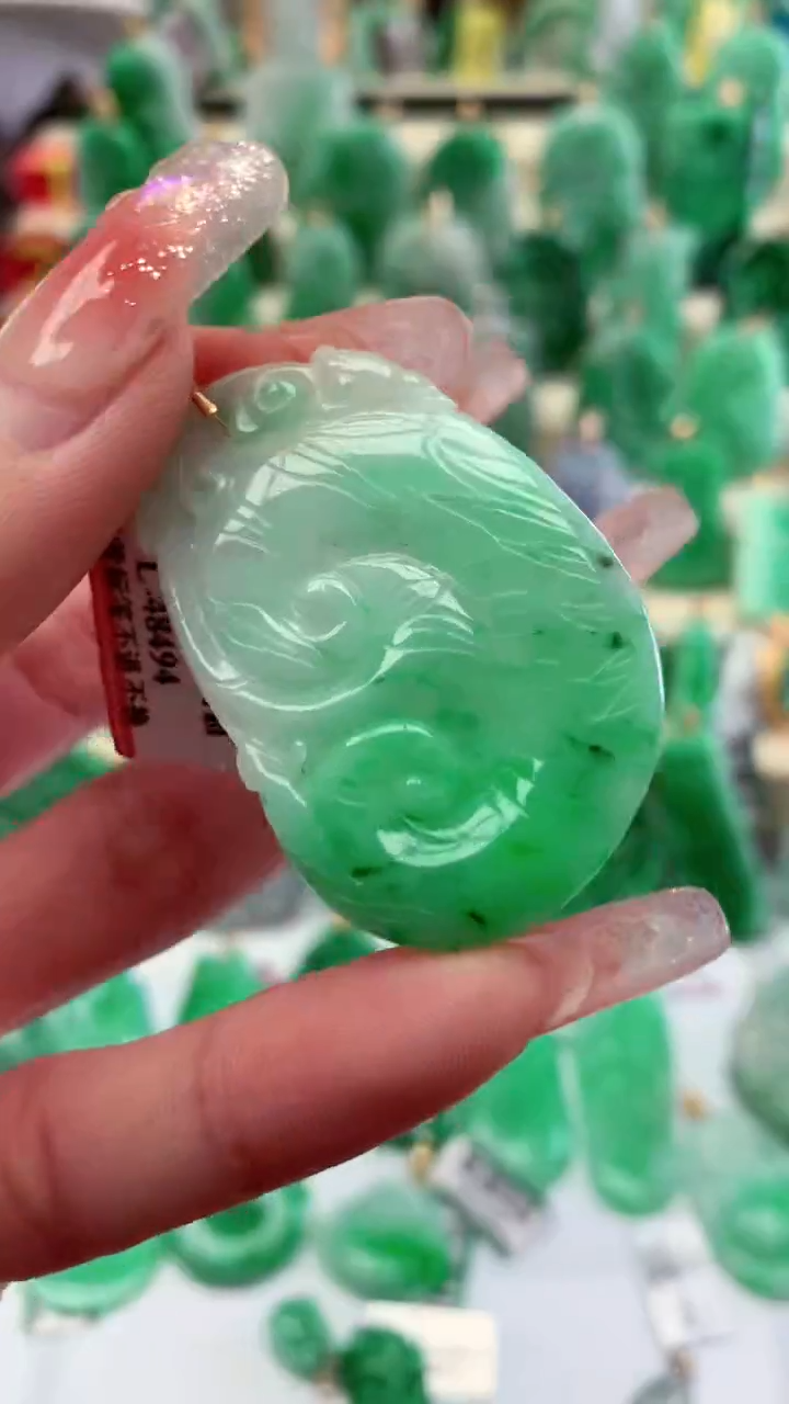 【闪购商品】翡翠颈饰18K金镶嵌挂件