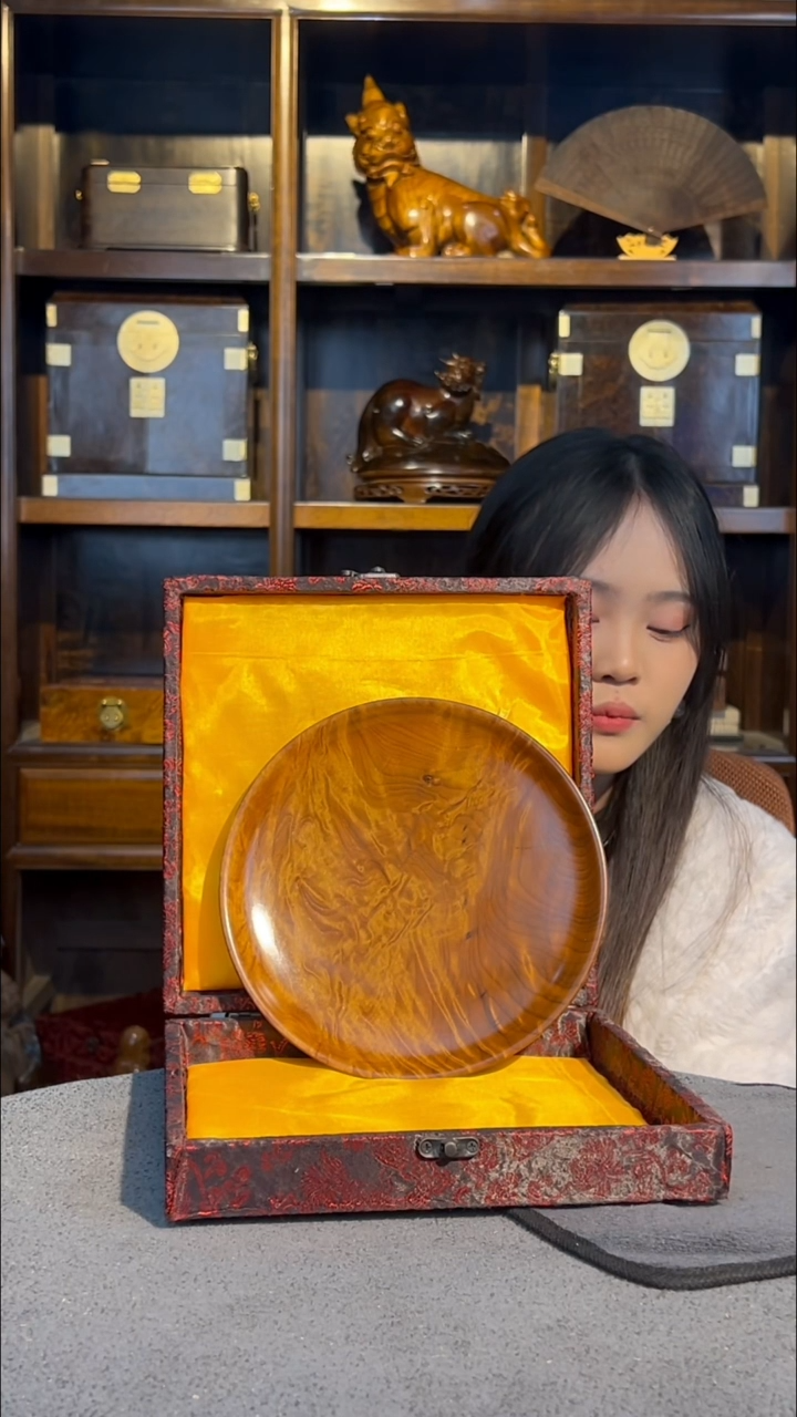 【闪购商品】金丝楠木雕观赏盘