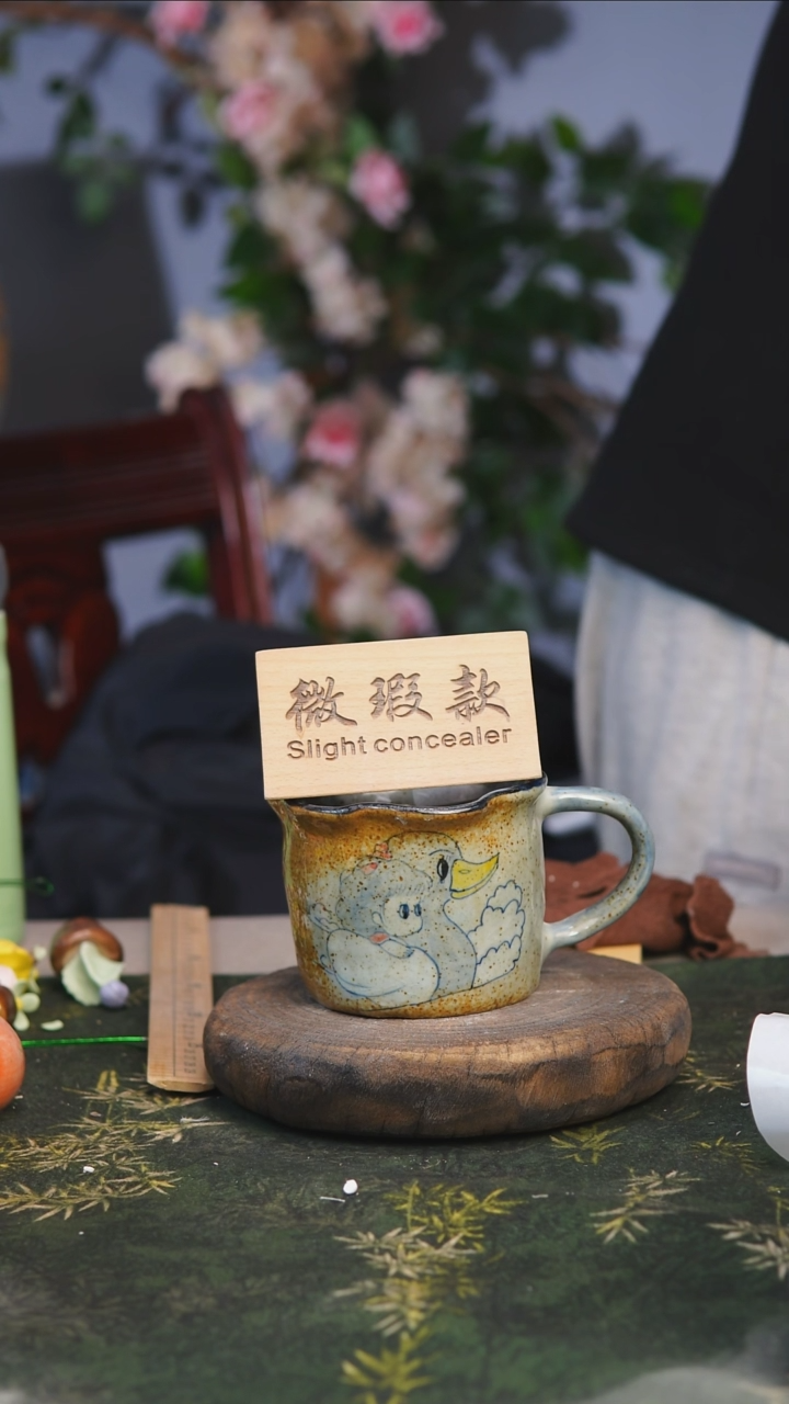 【闪购商品】3景德镇釉下彩油画小花瓶179