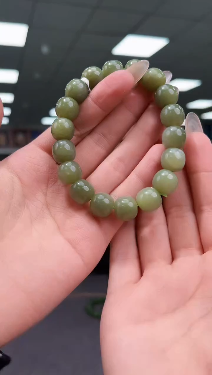 颈饰未镶嵌和田玉b38