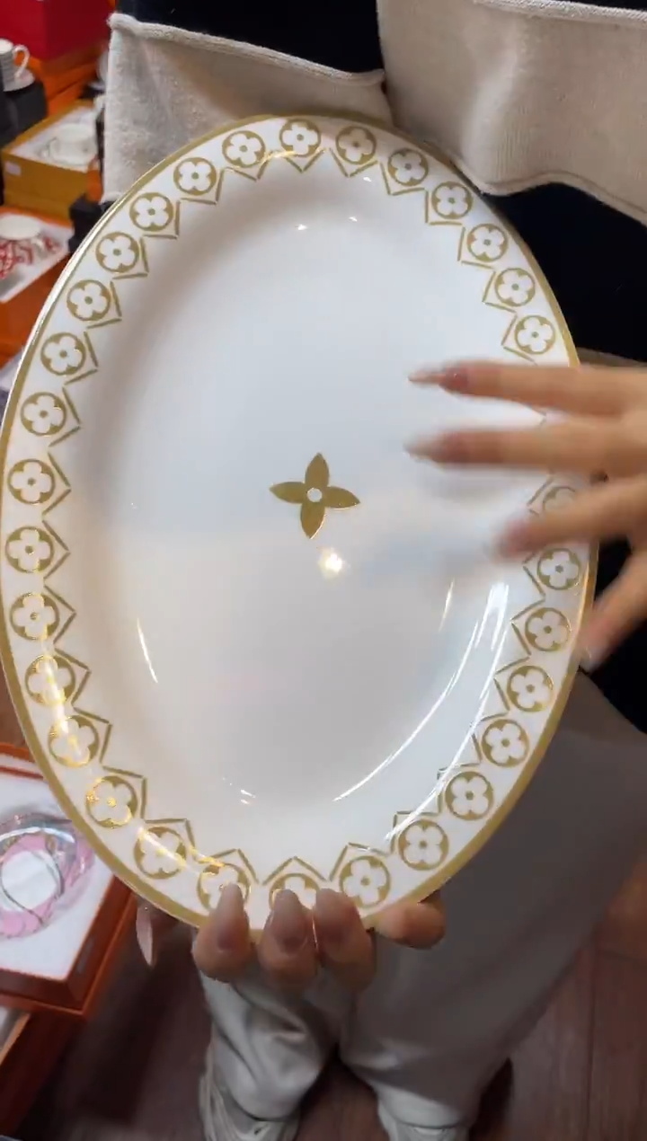 杯鸿辉家品牌瓷器，京东包邮！