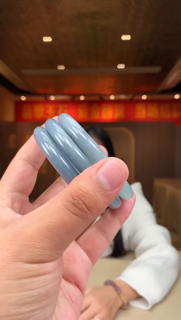 【闪购商品】定制翡翠未镶嵌多样性发货（只发一件) *d18