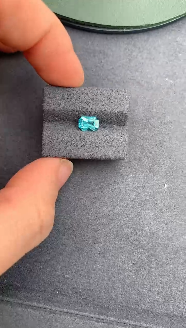 【闪购商品】磷灰石裸石未镶嵌90分磷灰石