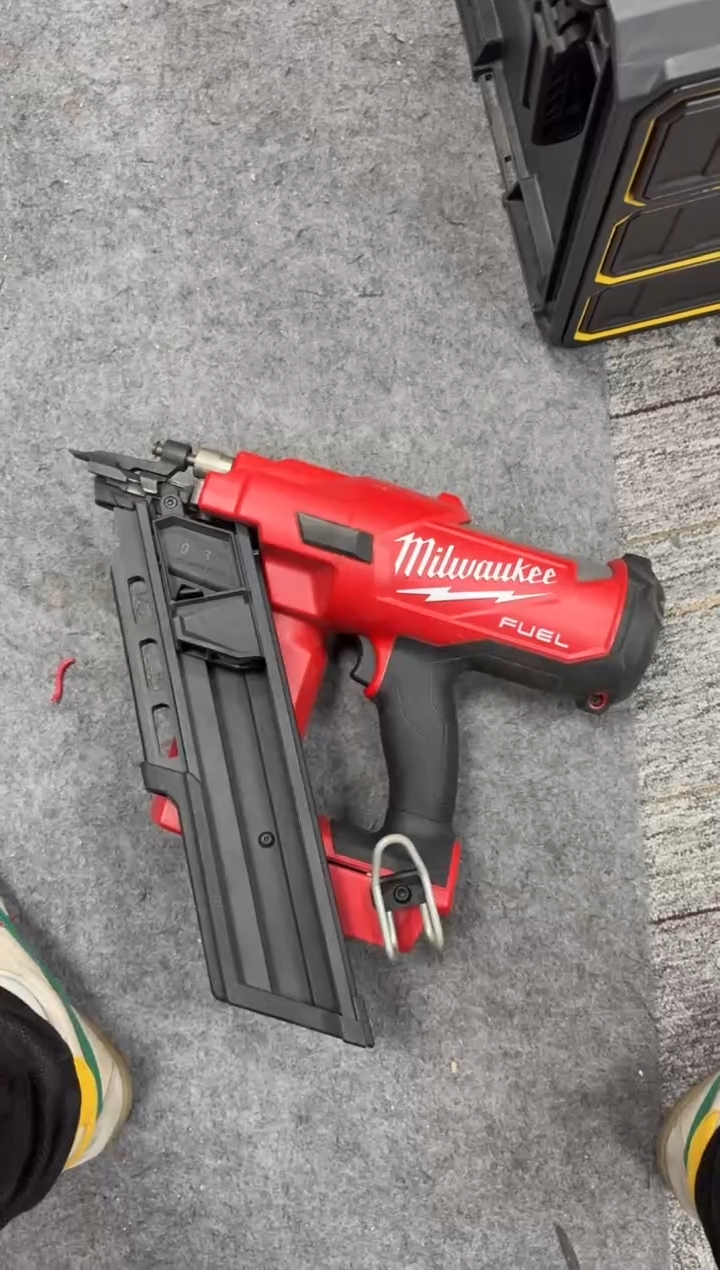 美沃奇18V钉枪裸机展示机