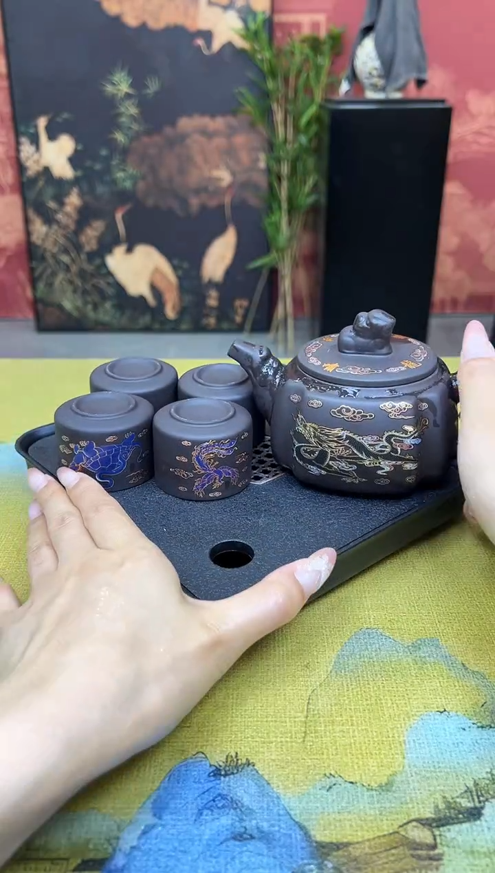 黑泥紫砂（壶）    