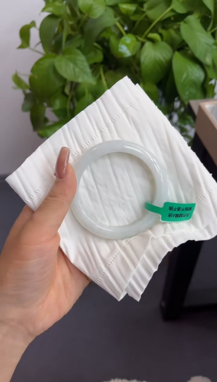 【闪购商品】翡翠手镯未镶嵌00009670
