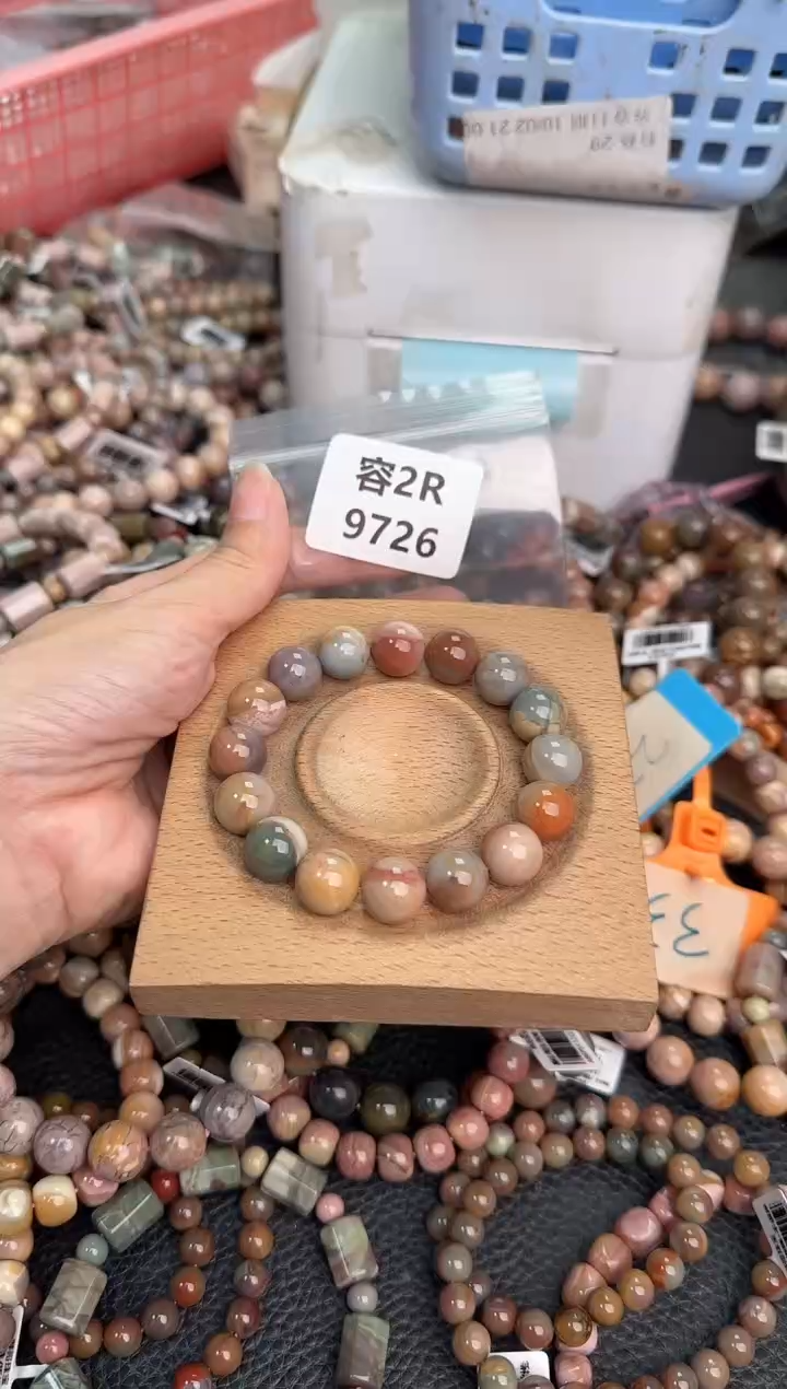 未镶嵌手链石英质玉?****。2R9726