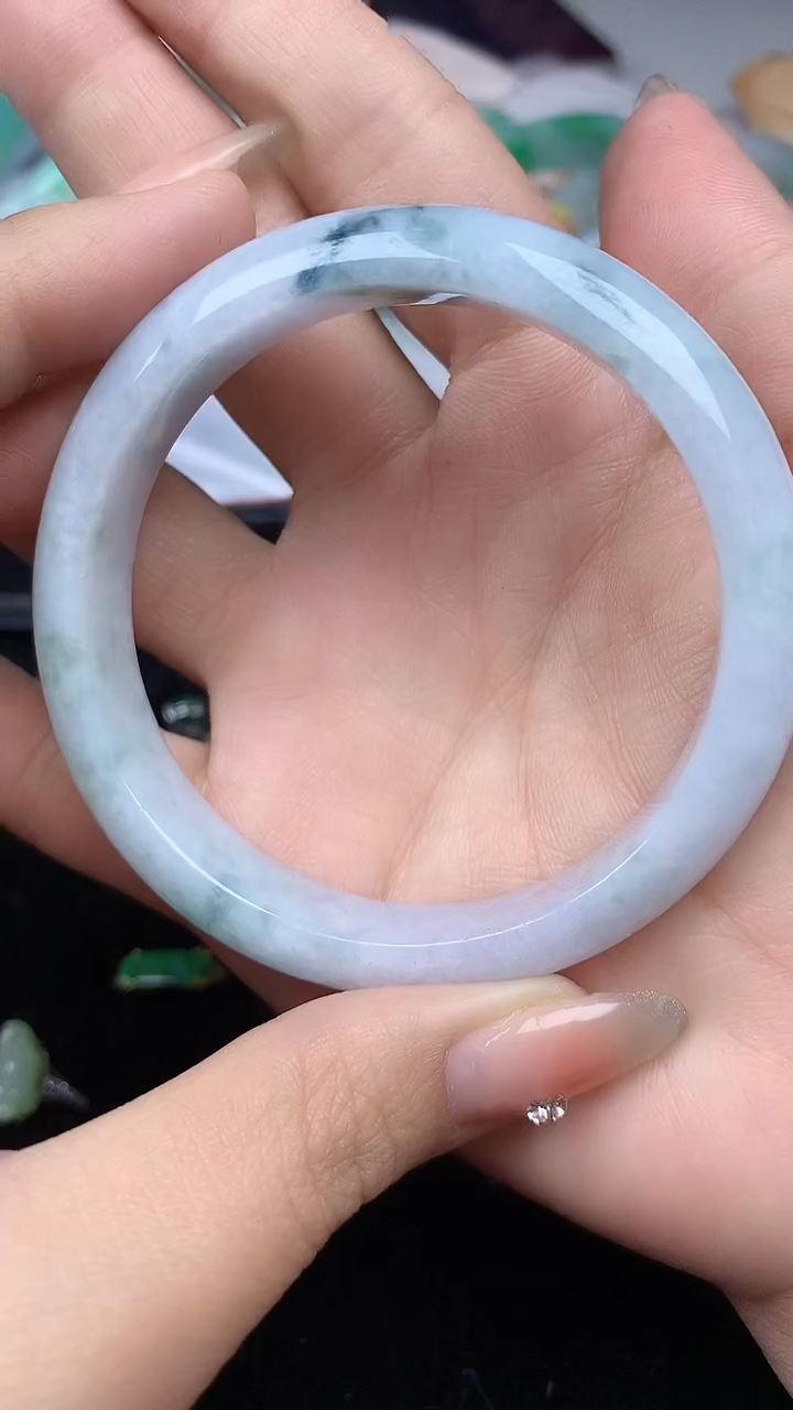 【闪购商品】翡翠手镯未镶嵌手镯