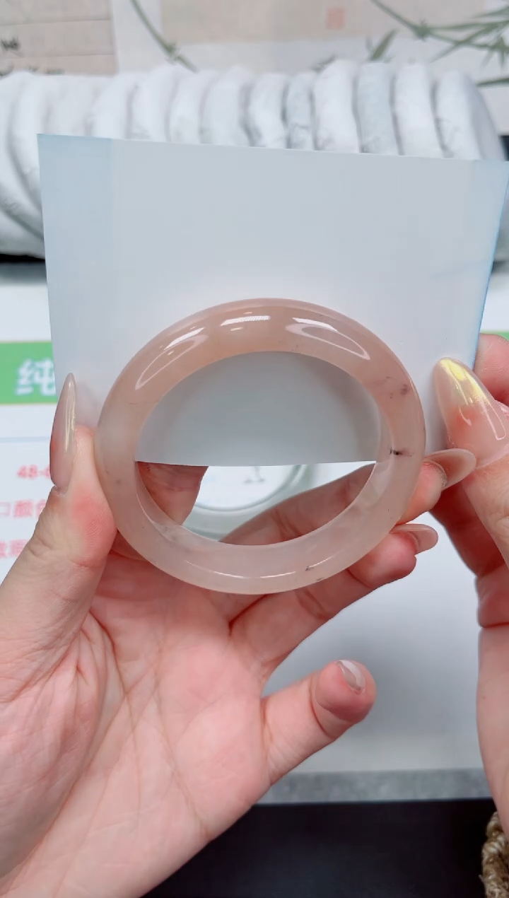 【闪购商品】石英质玉手镯未镶嵌90-55.4