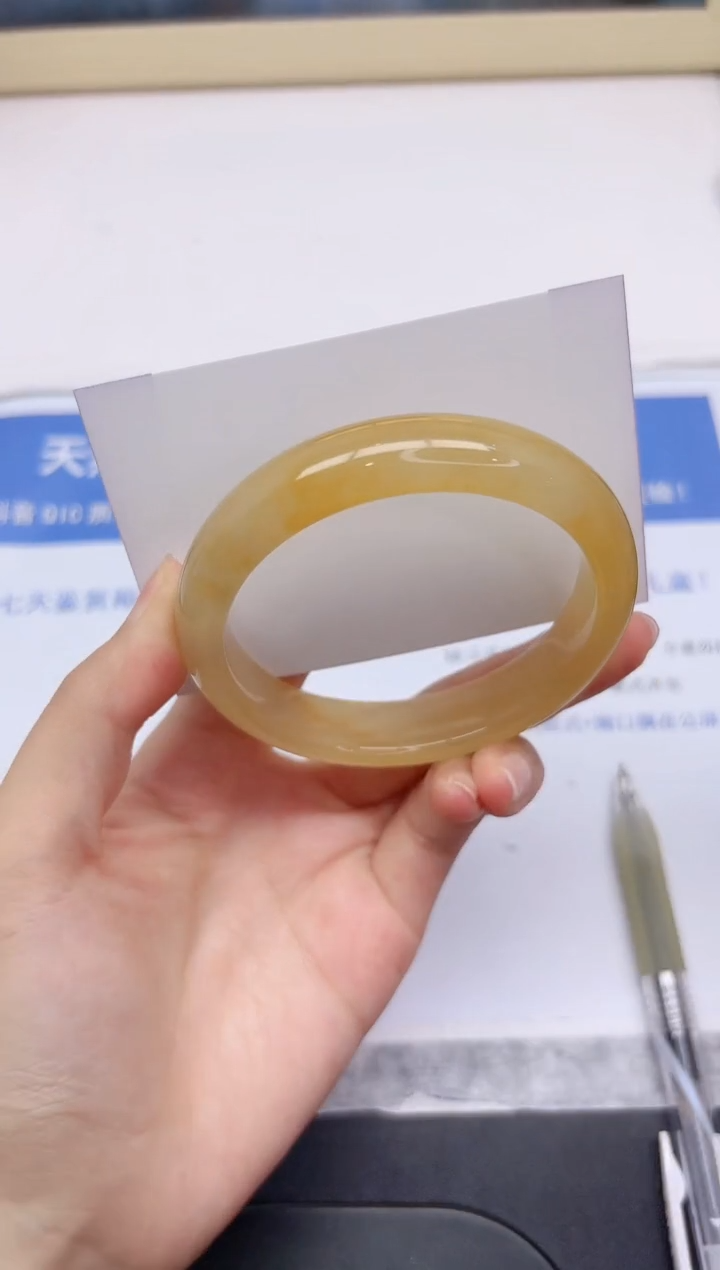 石英质玉手镯未镶嵌28-61