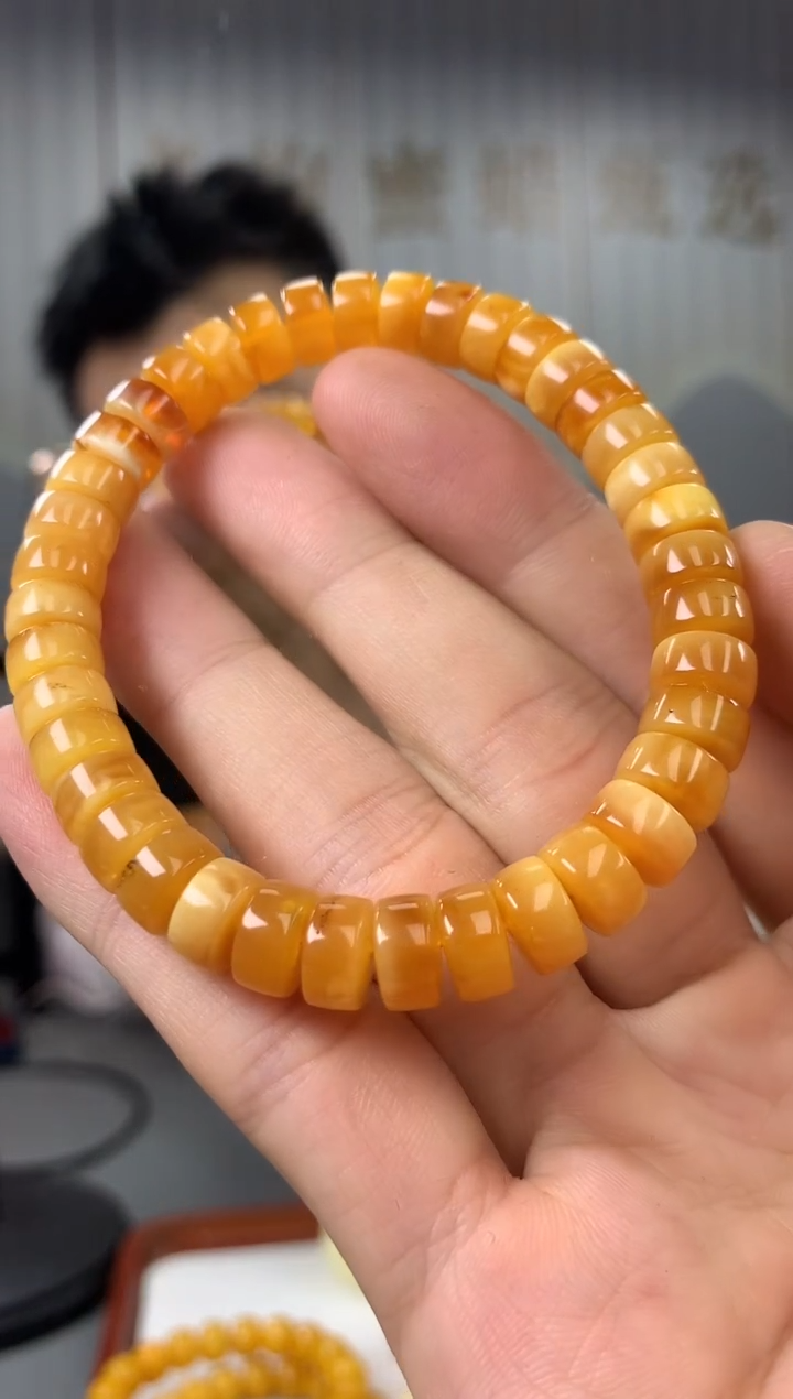 【闪购商品】蜜蜡裸石未镶嵌手串