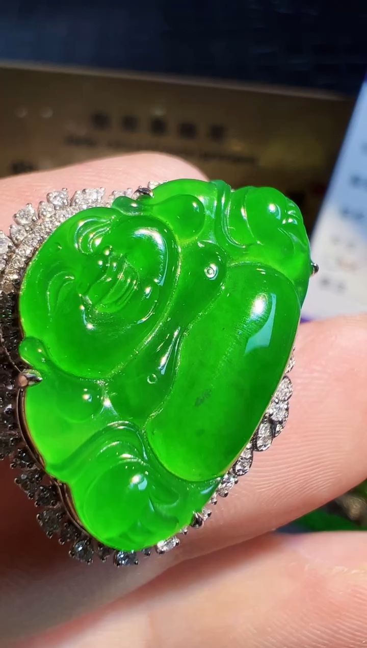 【闪购商品】翡翠颈饰18K金镶嵌翡翠回流