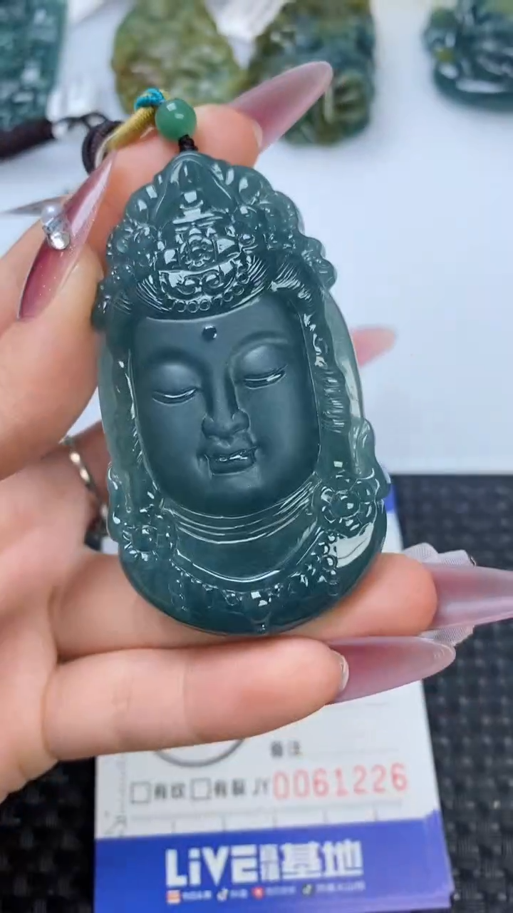 【闪购商品】翡翠颈饰未镶嵌1111111111111111