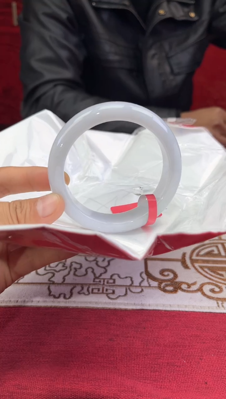 【闪购商品】翡翠手镯未镶嵌翡翠手镯