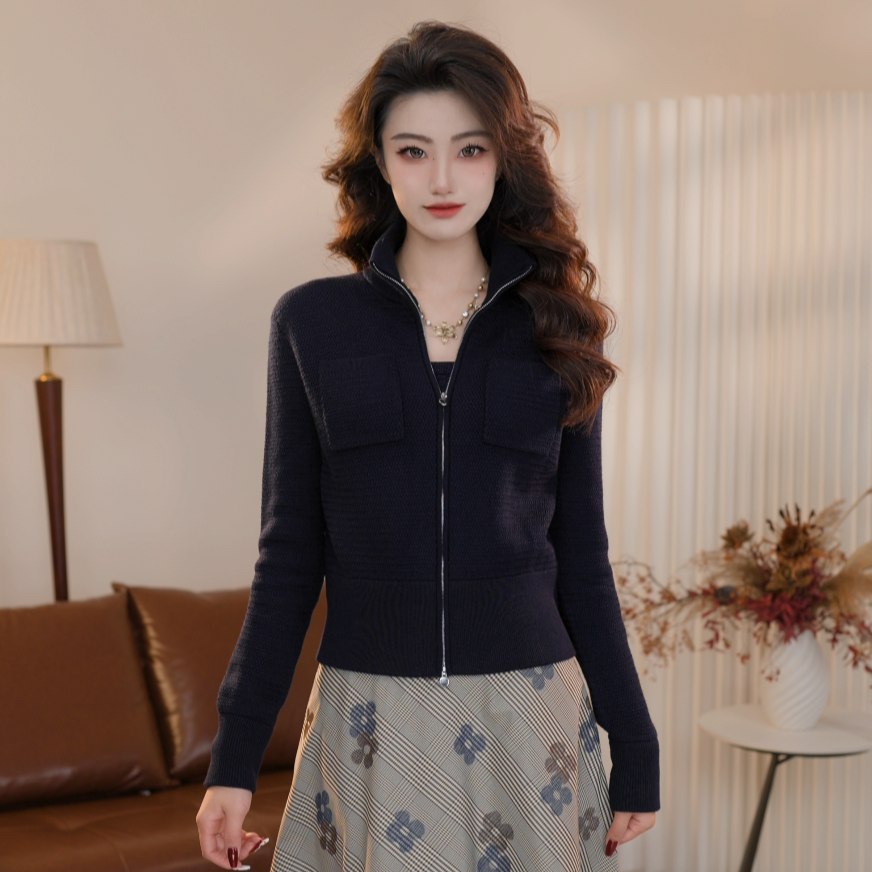 AMASS/阿玛施AMASS/阿玛施秋季松弛感运动风百搭外套女548058