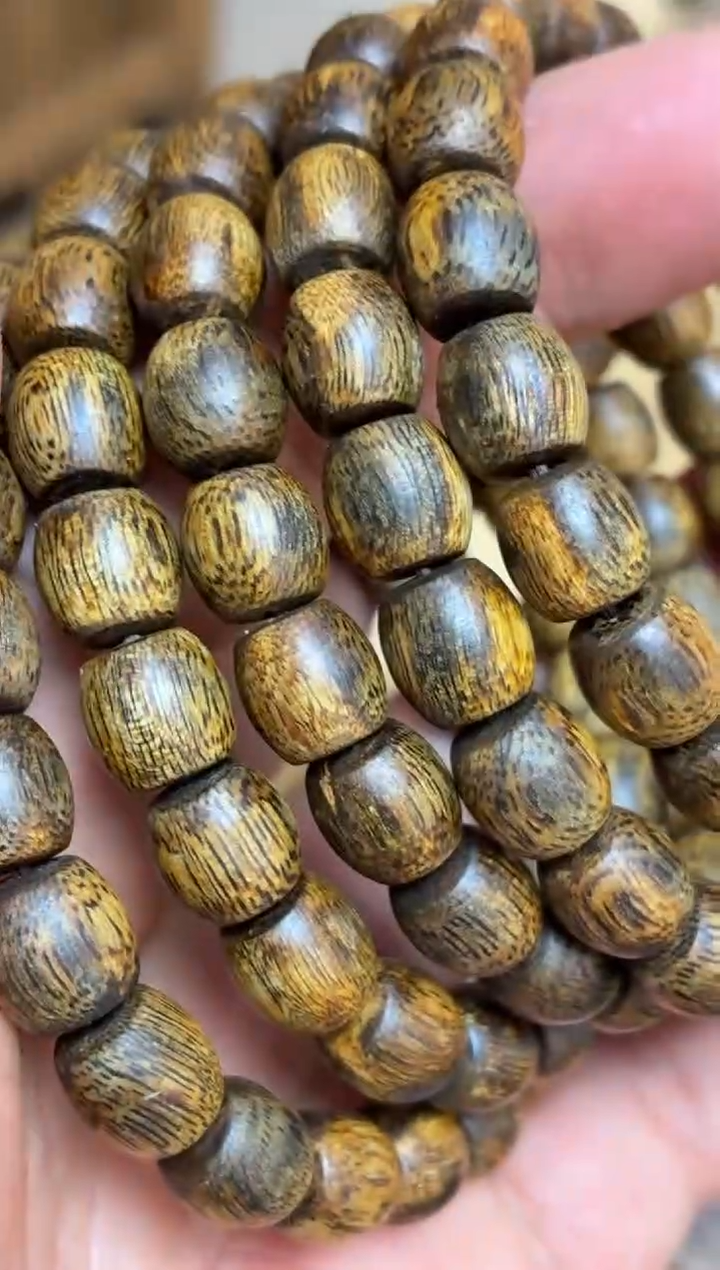 沉香手串 海南红金猊老型单圈虫漏0.9+多样性发其一