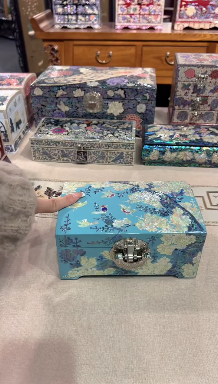 【闪购商品】鱼锁绒布底弘贝雅螺钿漆器文化馆