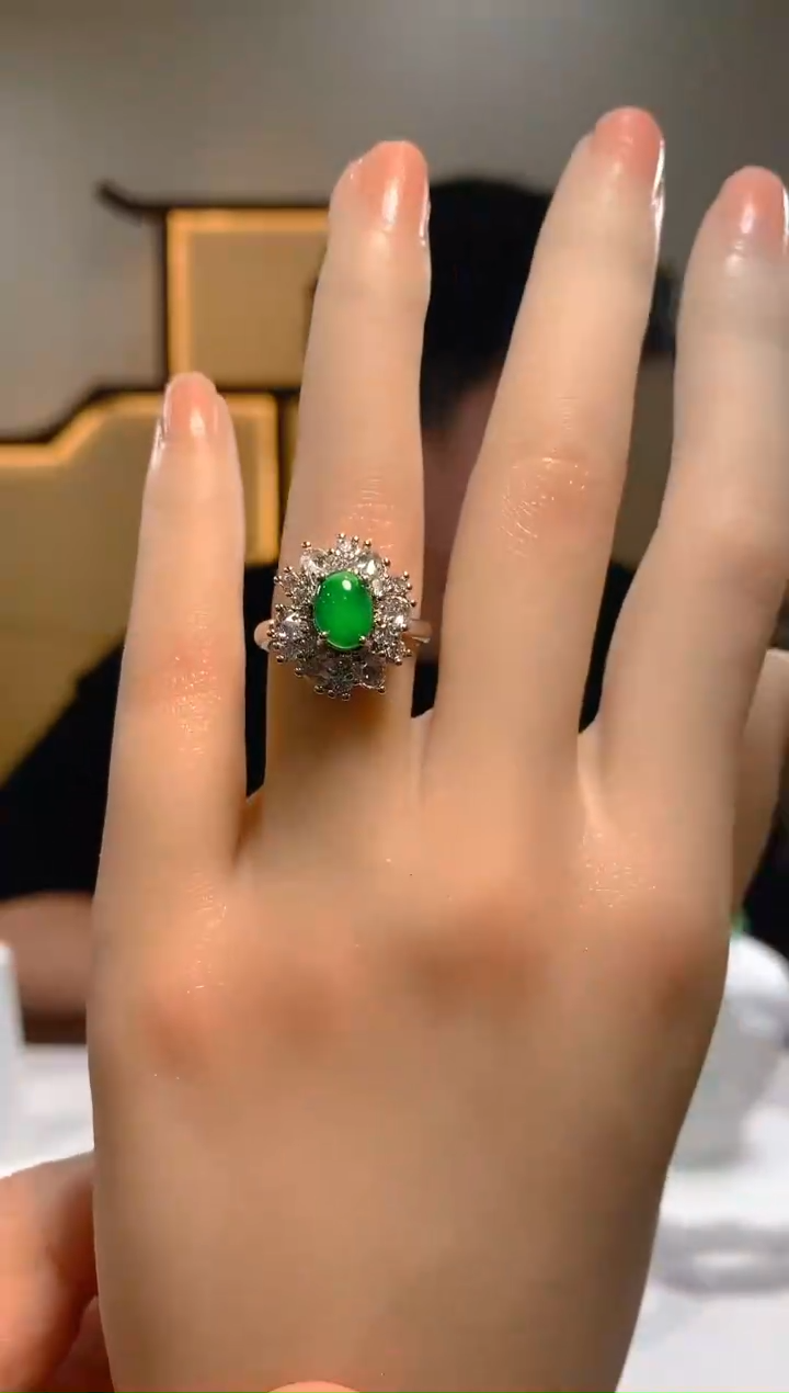 翡翠戒指未镶嵌多样性发其一